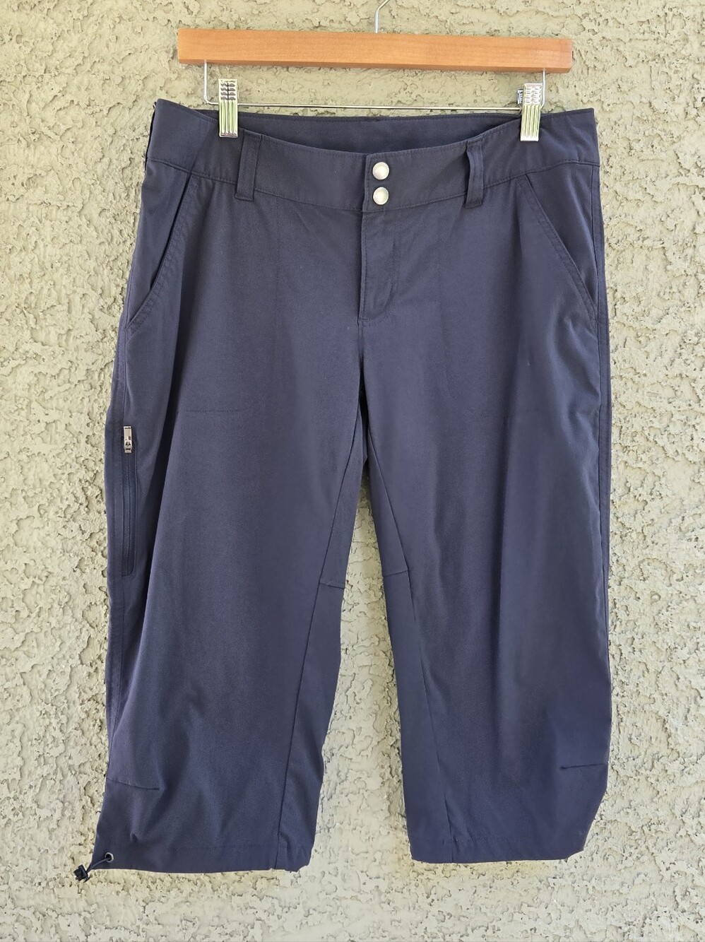 Columbia Omni Shield Navy Performance Capris